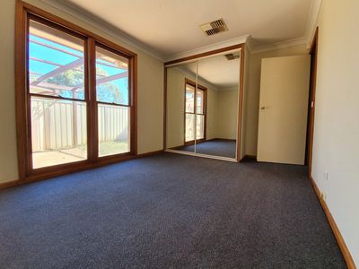 2 Sunset Way, Dubbo