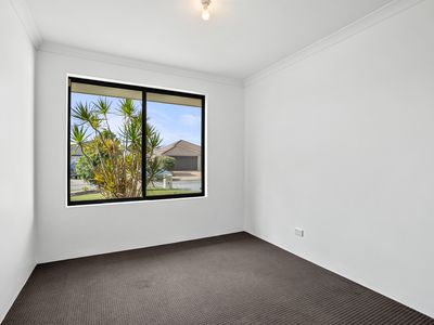 53 Colreavy Ramble, Baldivis