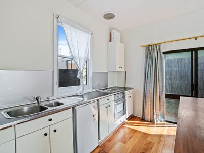 2 Sale Street, Huonville