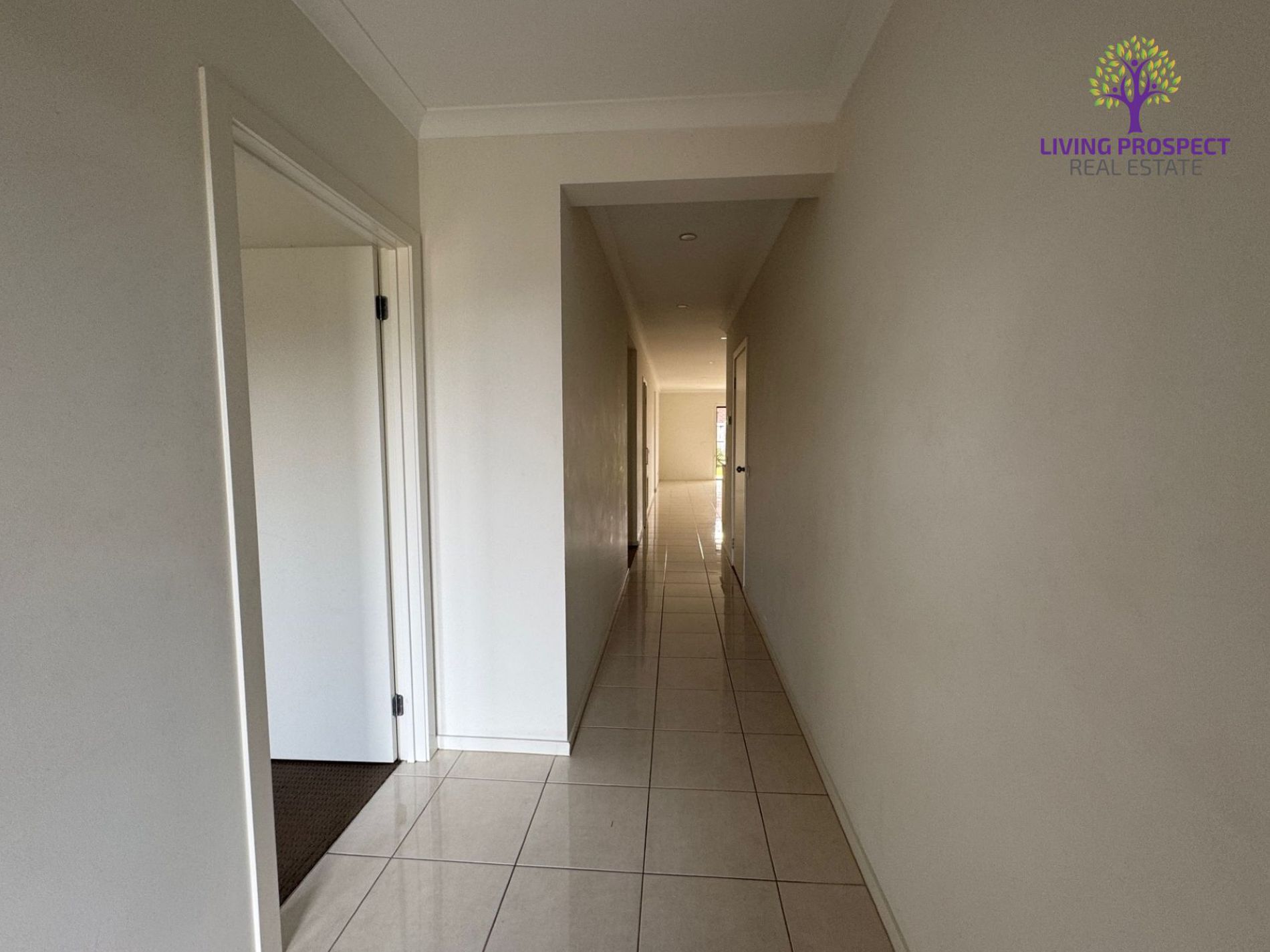 185 Saltwater Promenade, Point Cook