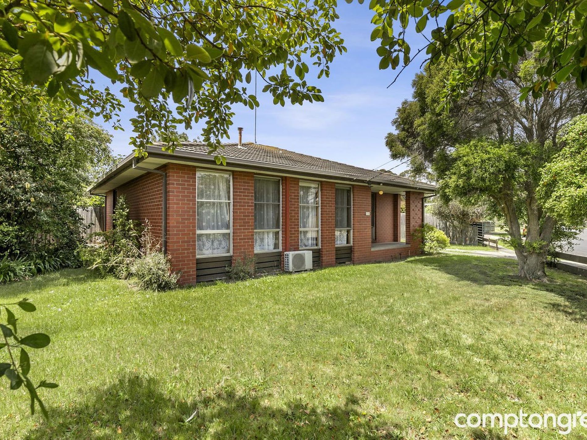 9 Hibiscus Crescent, Newcomb