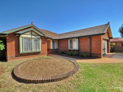 59  Alder Place, Dubbo