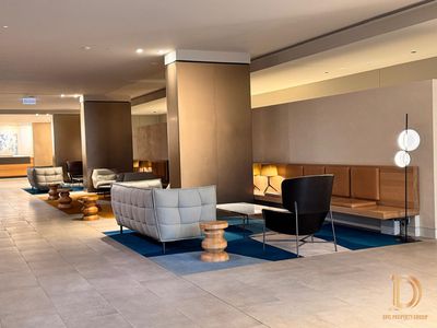 1702 / 915 Collins Street, Docklands