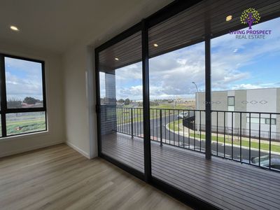 2 Ribbonwood Crescent, Sunshine North