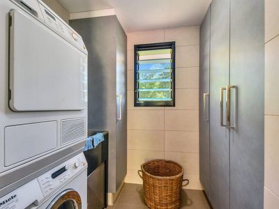 35 Finn Road , Berry Springs