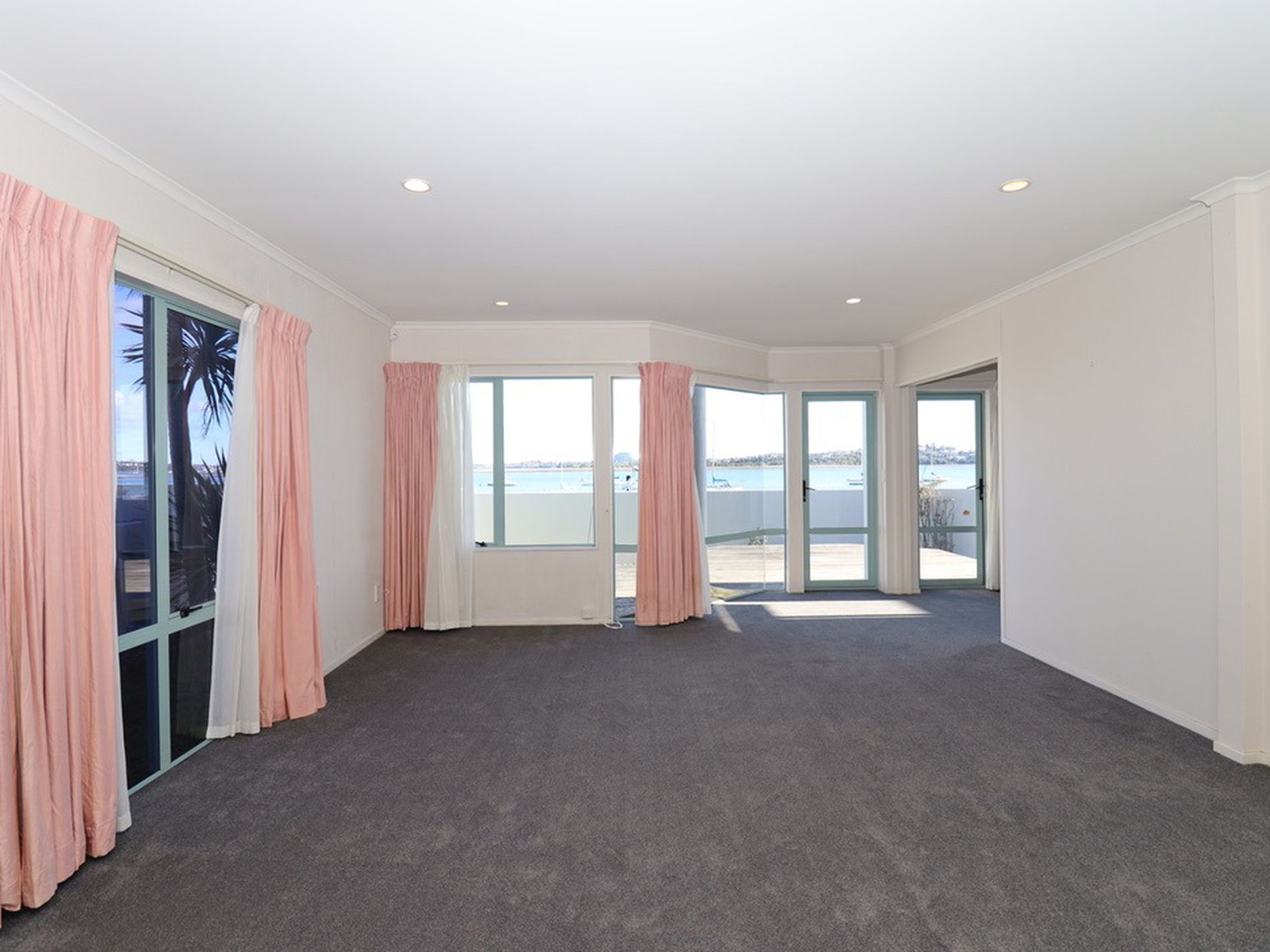 26A The Parade, Bucklands Beach