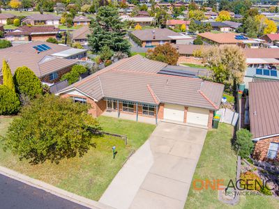 10 Barker Circuit, Kelso