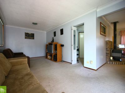 9 Birra Drive, Oak Flats