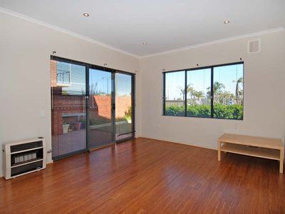 2 / 35 Premier Street, Kalgoorlie