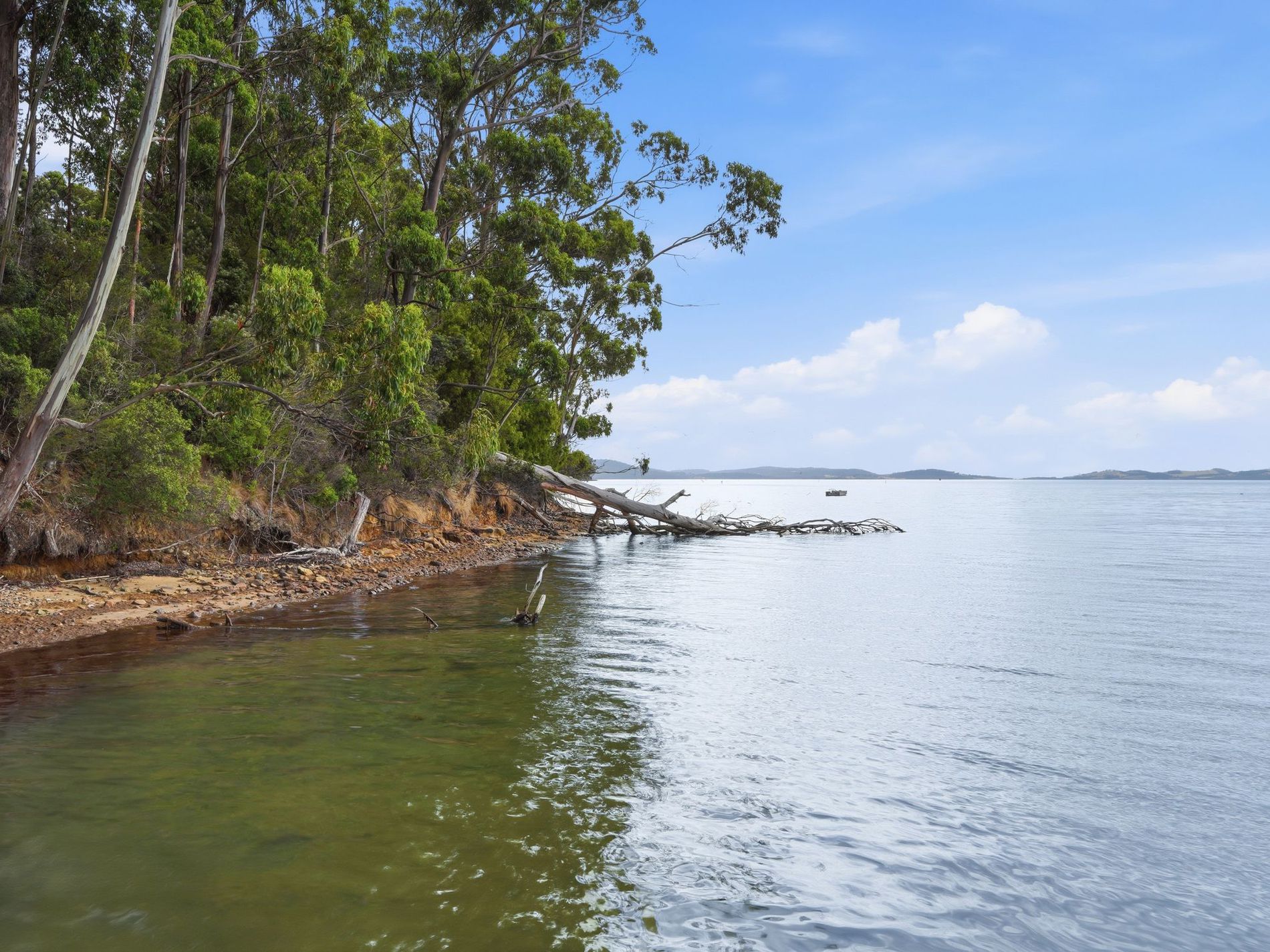 4645 Channel Highway, Gordon