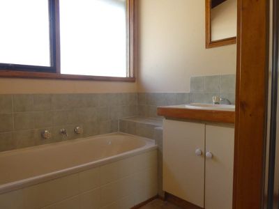 115 Back Mountain Rd, Seymour