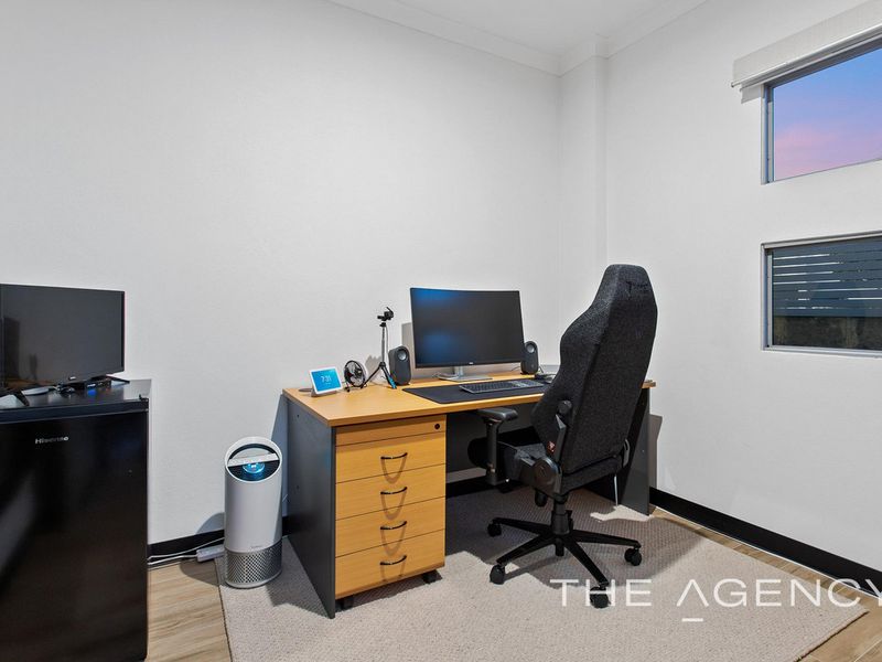 6 / 19 Perlinte View, North Coogee