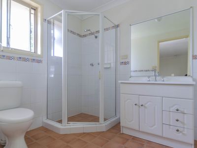 4 / 12 Pine Road, Casula