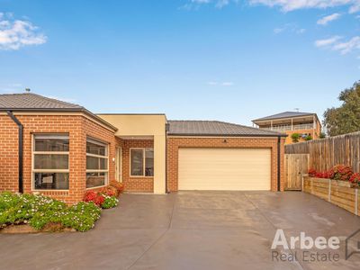 2 / 5 Lilly Pilly Court, Darley