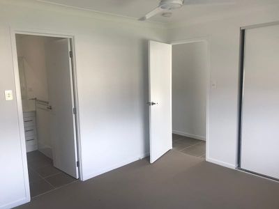 1 / 49 Celebration Crescent, Griffin