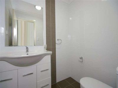 33 / 20 Wyndham Street, Alexandria