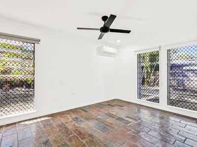 52-54 Oleander Street, Holloways Beach