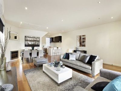 31 / 86 Beach Road, Sandringham