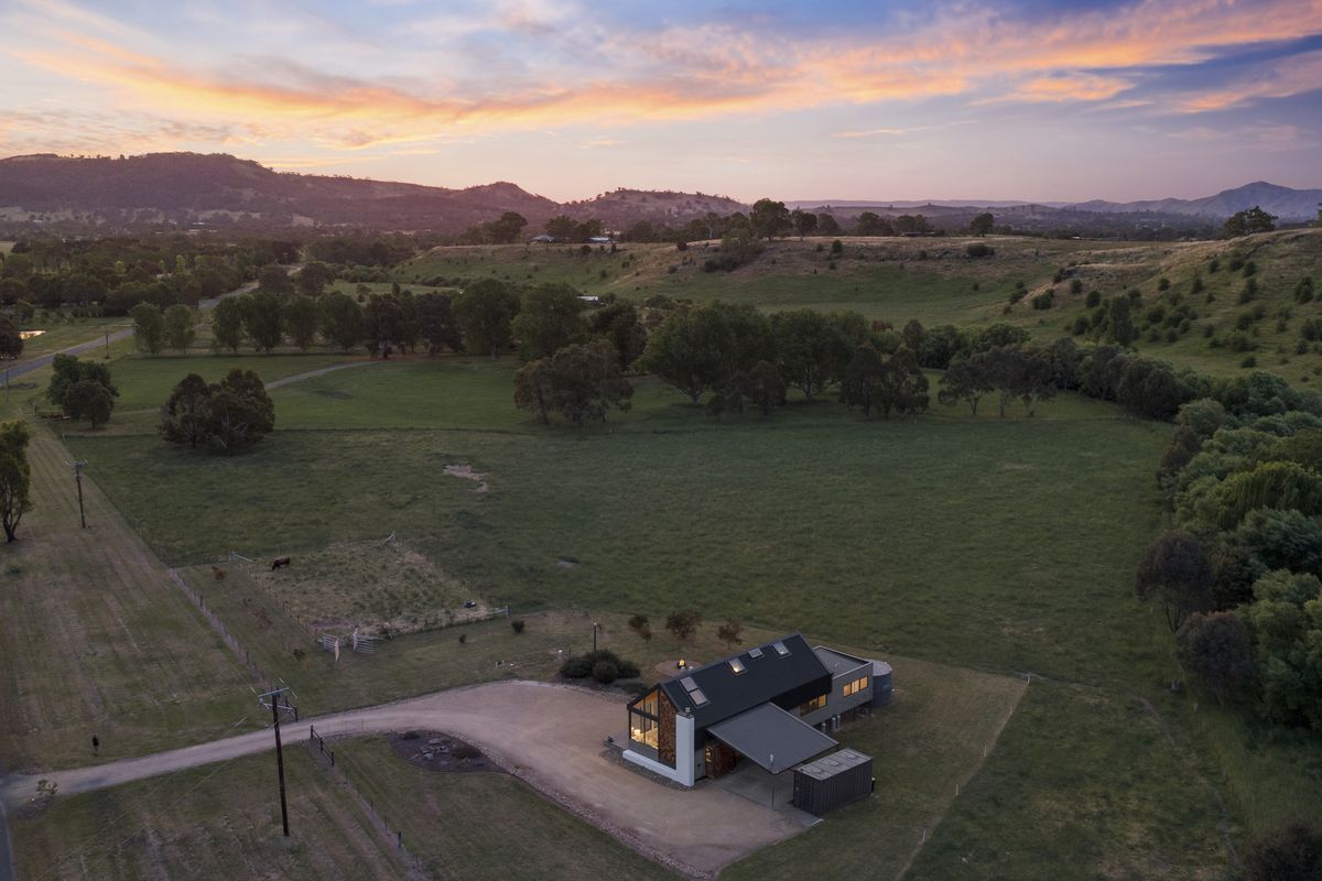 123 Graves Road, Mansfield