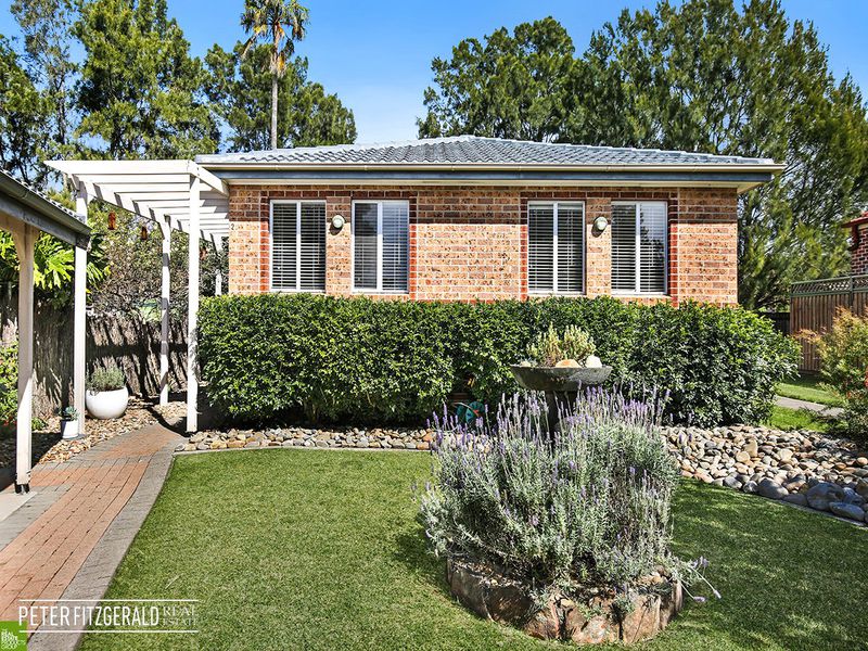 2 Stanthorpe Drive, Kanahooka