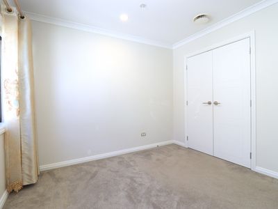 6 McQuoids Road, Flat Bush