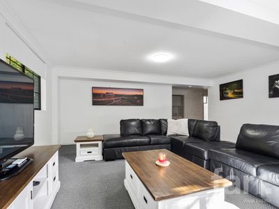 48 Luscombe Crescent, Wolffdene