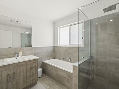 79 Adelaide Street, Cranley