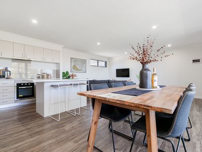 9 / 28 Pollard Street, Glendalough