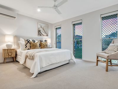 8 Kyah Close, Kallangur