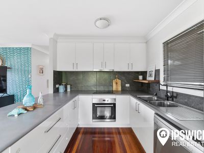 258 South Station Road, Raceview