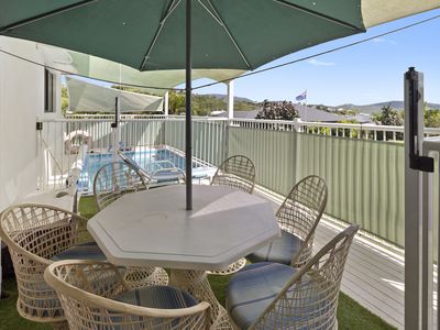 24 Endeavour Cct, Cannonvale