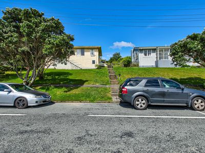 13 Taupiri Crescent, Titahi Bay