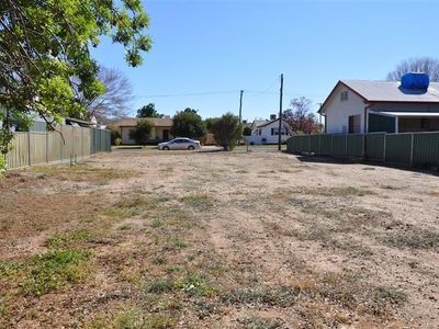 2 Woods Street, Forbes