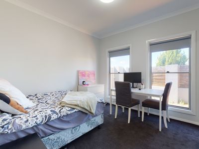 2 Apsley Crescent, Dubbo