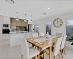195 / 96 Village Way, Little Mountain