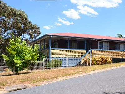 14 Coolumbooka Avenue , Tawonga South