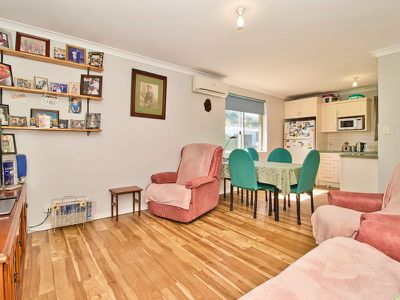 310 Young Road , Baldivis