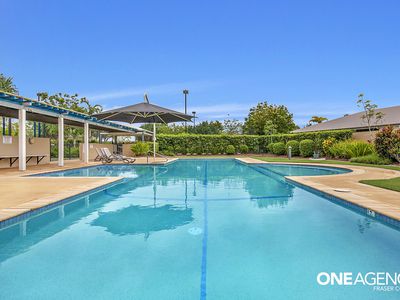 121 / 230 Pulgul Street, Urangan