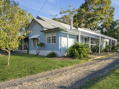 105 Shaws Road, Merton
