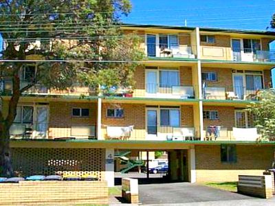 27 / 4 Bank Street, Meadowbank