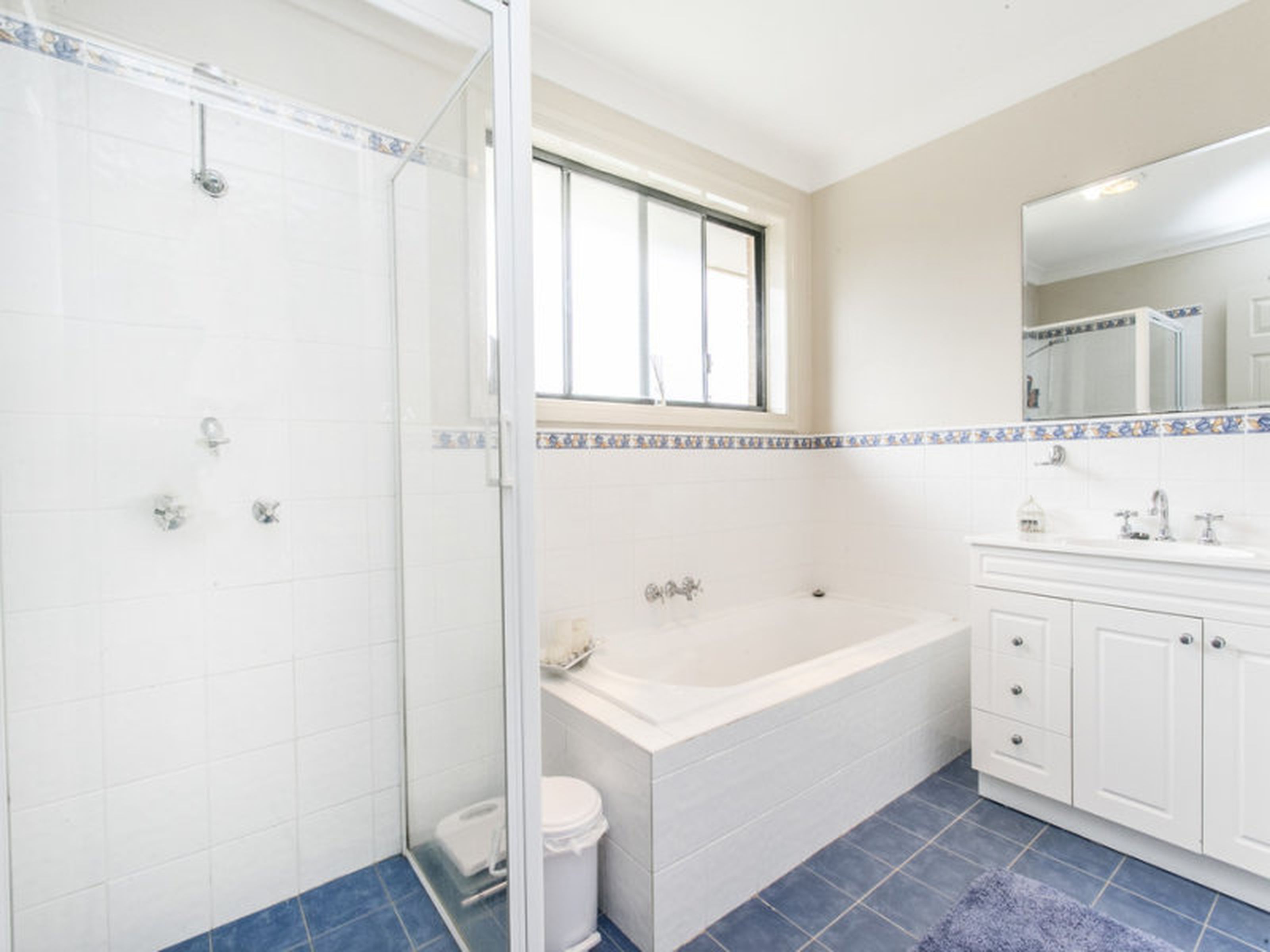 1 / 6 Smith Street, KINGSWOOD