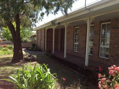 84 Reynolds Road, Belmont