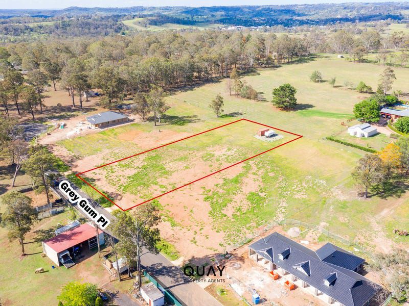 18 Grey Gum Place, Tahmoor