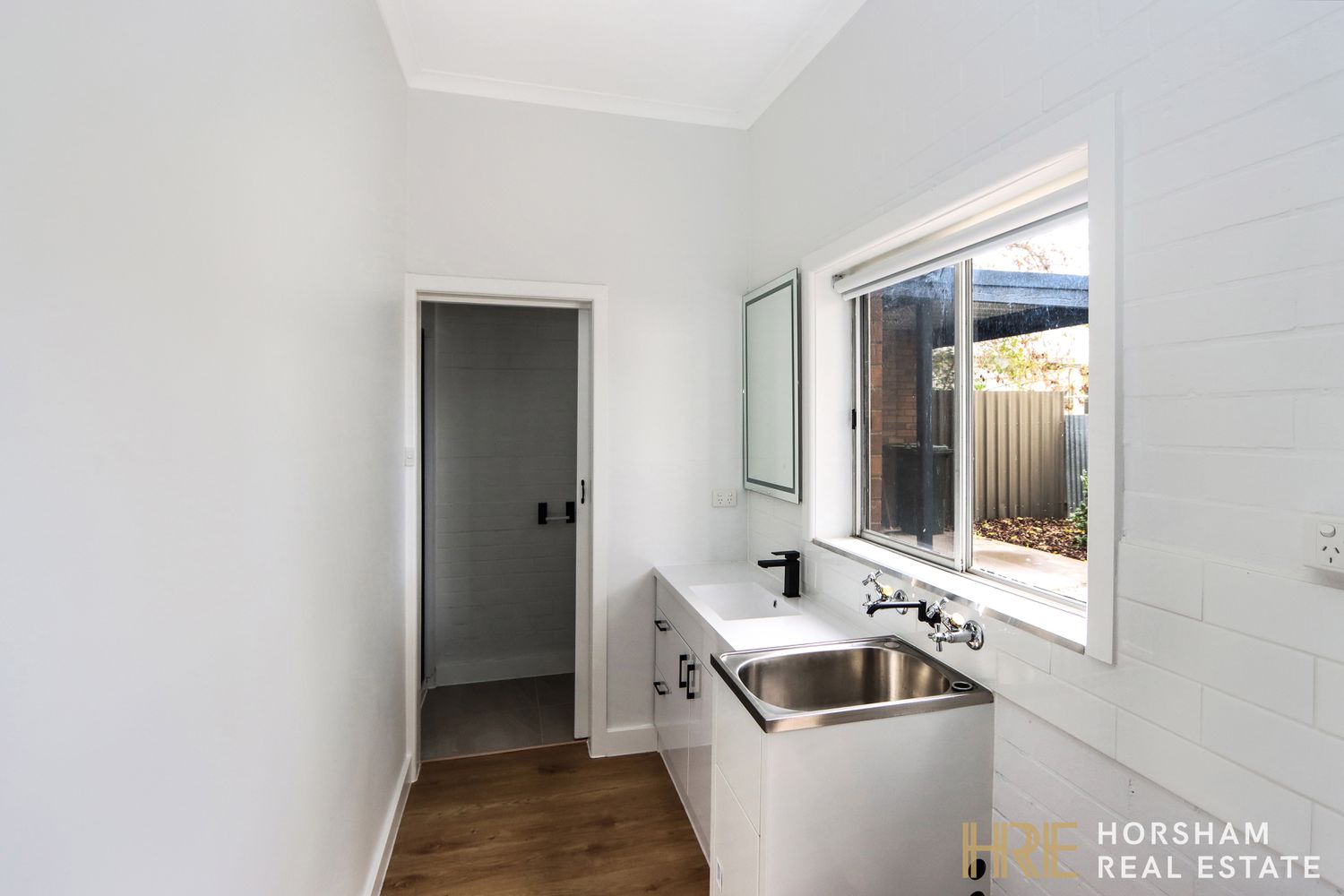 3 / 8 Rennison Street, Horsham