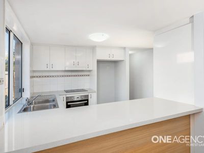 16 Toomba Pl, Forest Lake