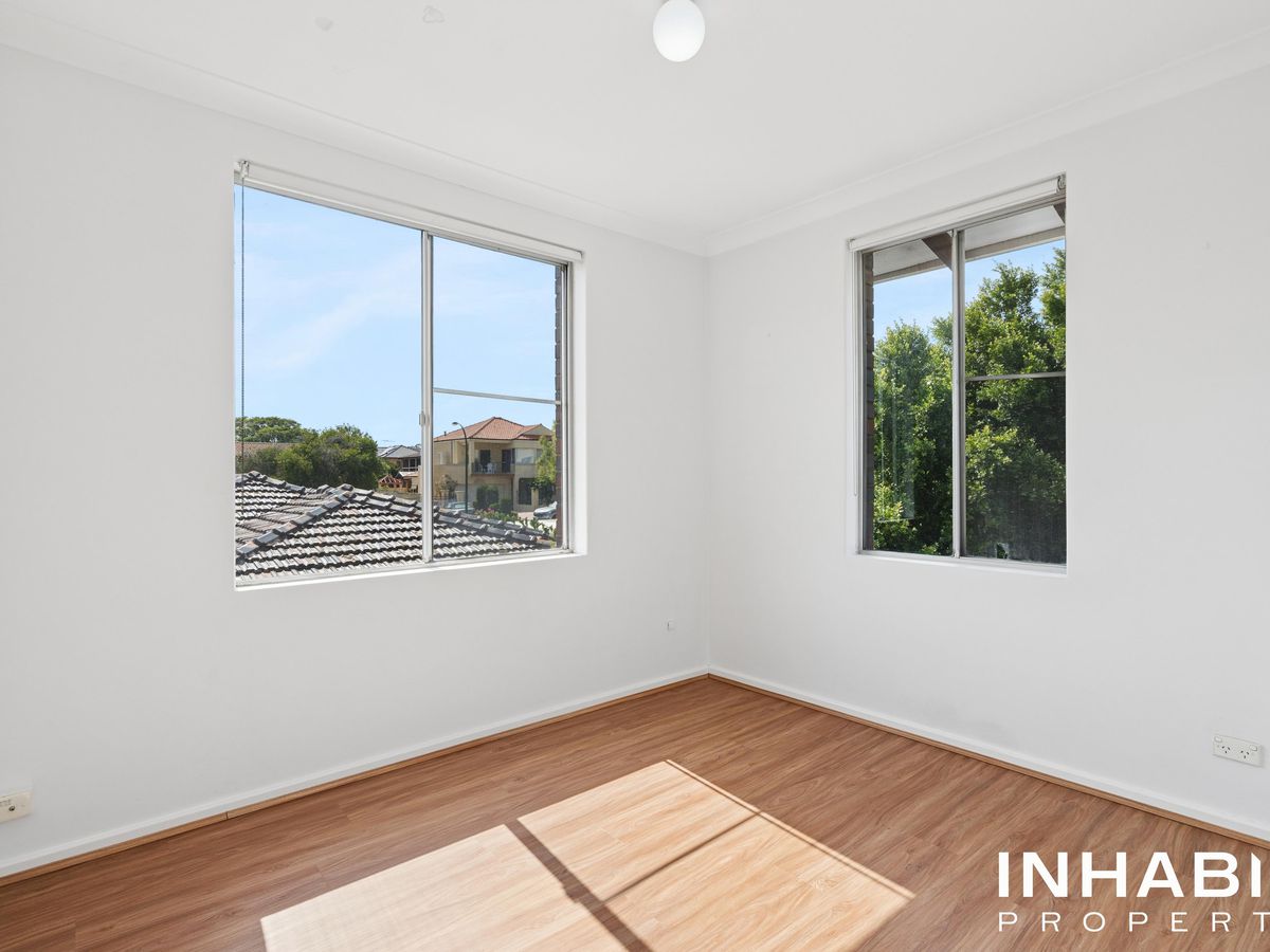 3 / 74 Mary Street, Como