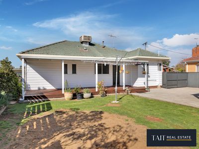 16 Garnet Avenue, Wangaratta