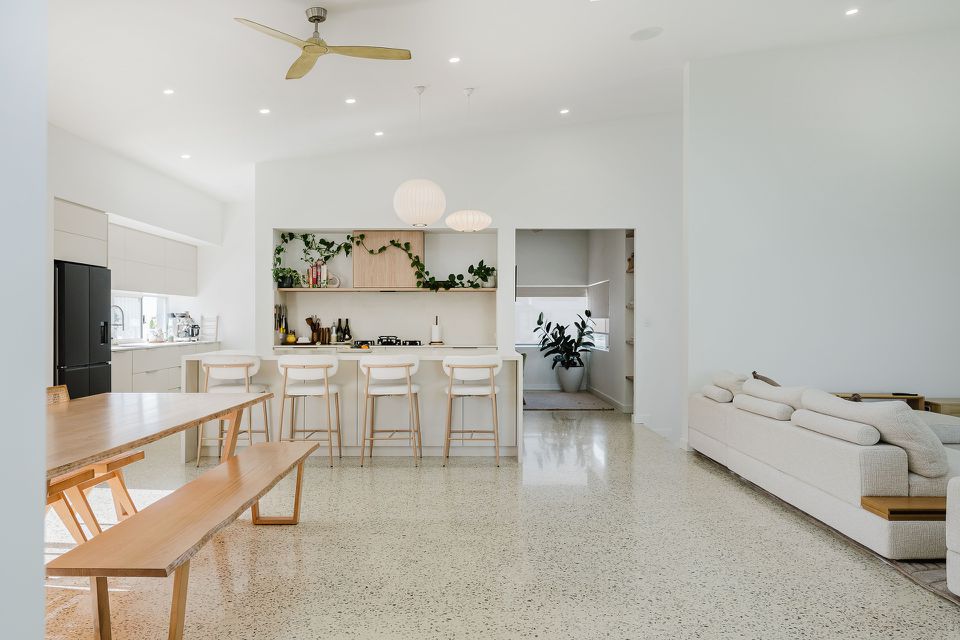 63 MURDOCH DRIVE, Singleton