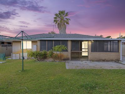 12b Seabrooke Avenue, Rockingham