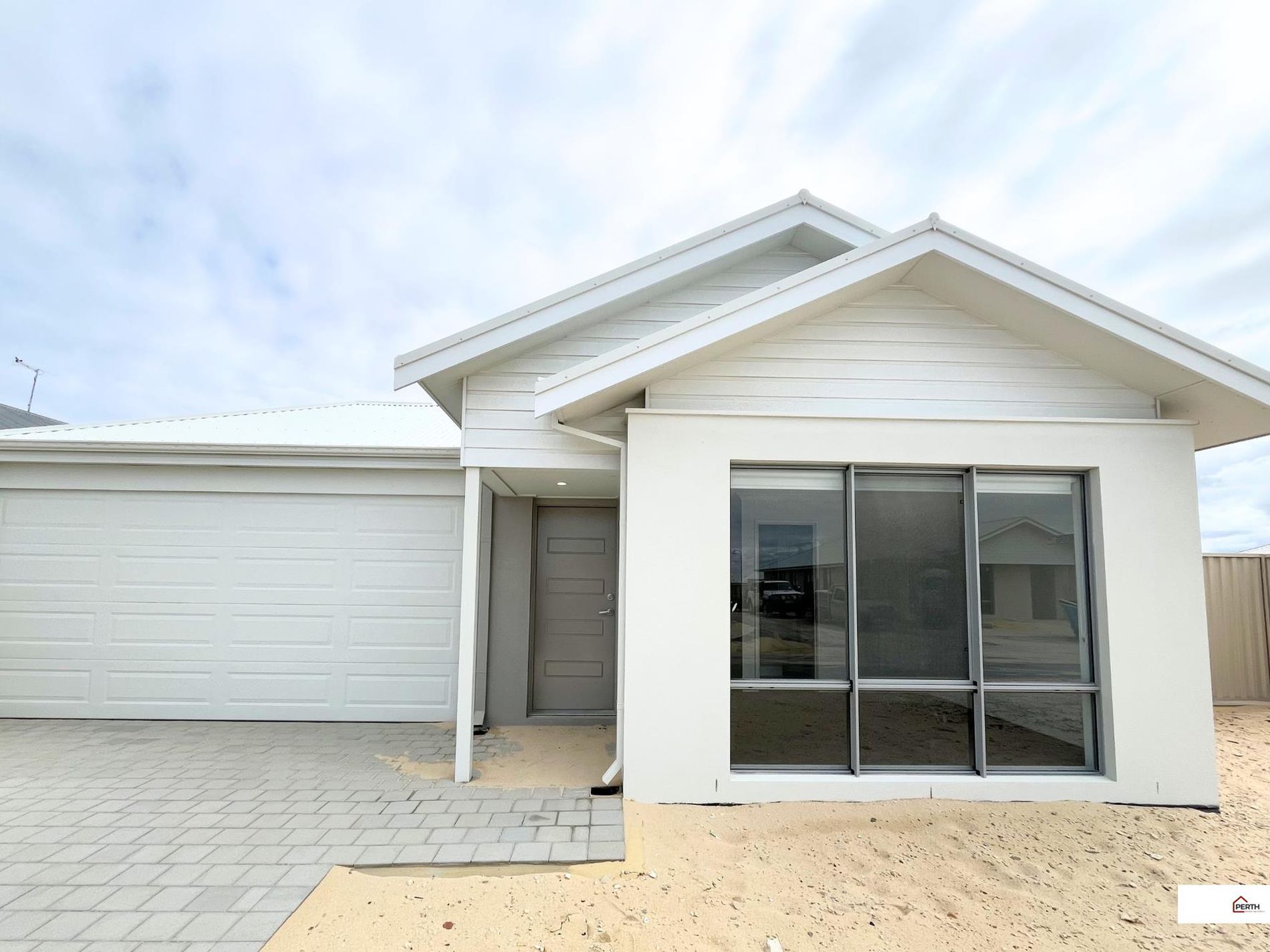 8 Cordelia Street, Eglinton